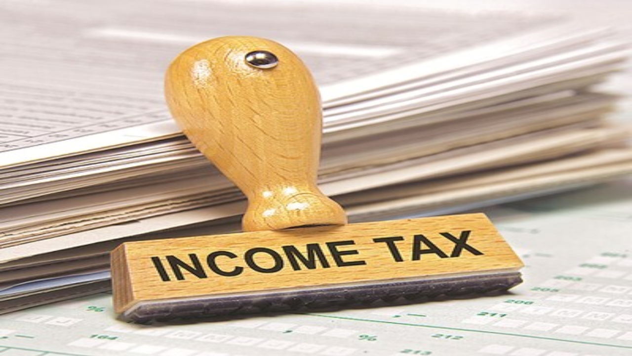 Income Tax Return 2025: ITR Refund Not Credited? Check Status & Update PAN-Aadhaar